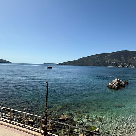 Skver Studio Apartments Herceg Novi Bagian luar foto