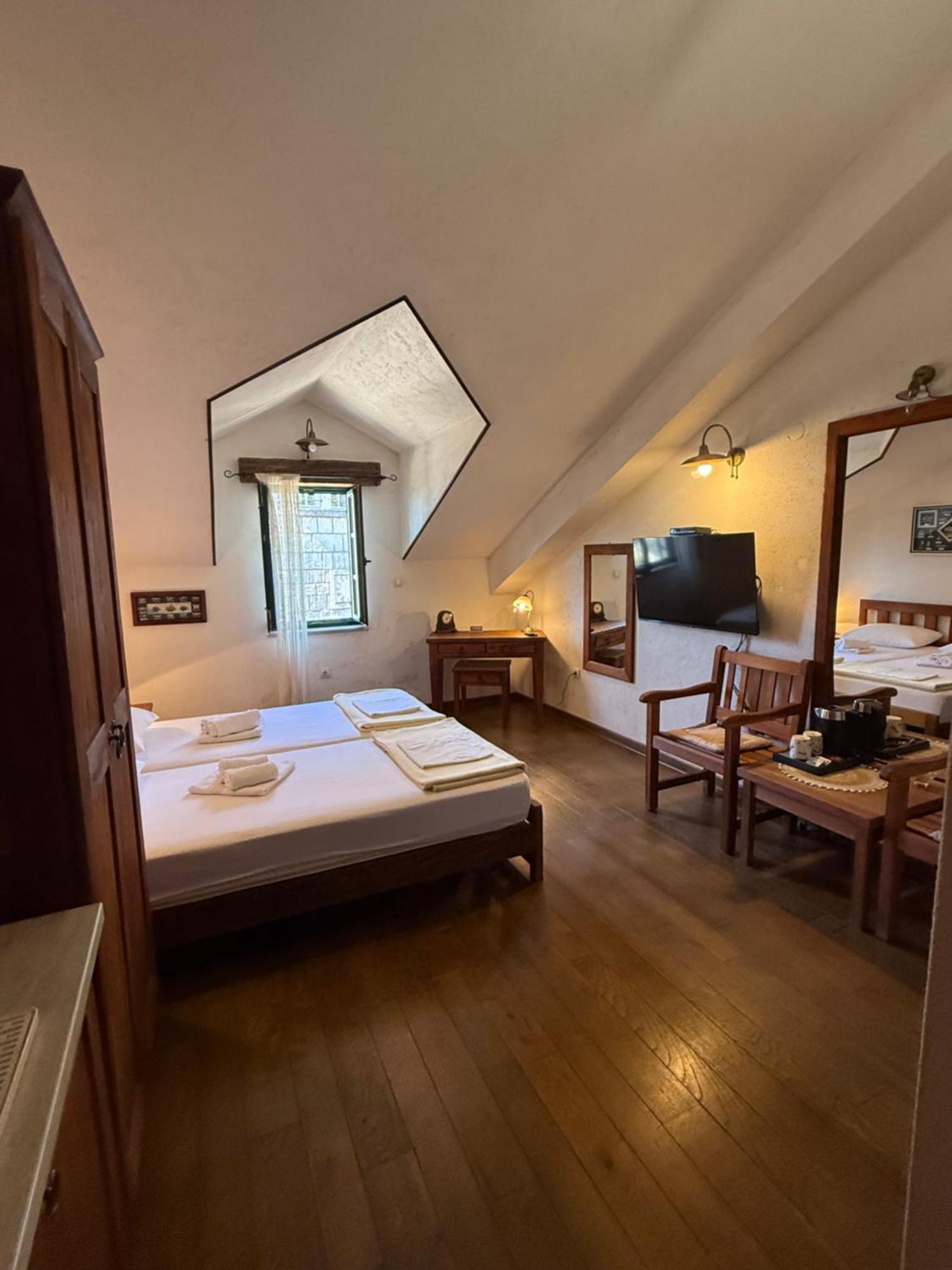 Skver Studio Apartments Herceg Novi Bagian luar foto