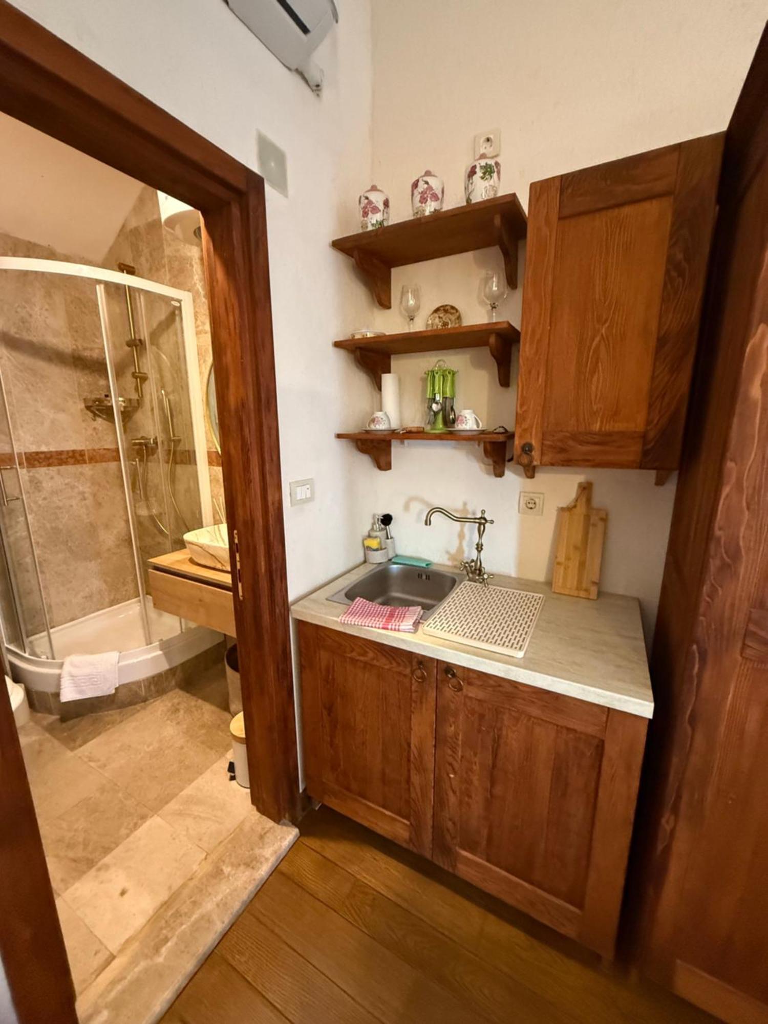 Skver Studio Apartments Herceg Novi Bagian luar foto