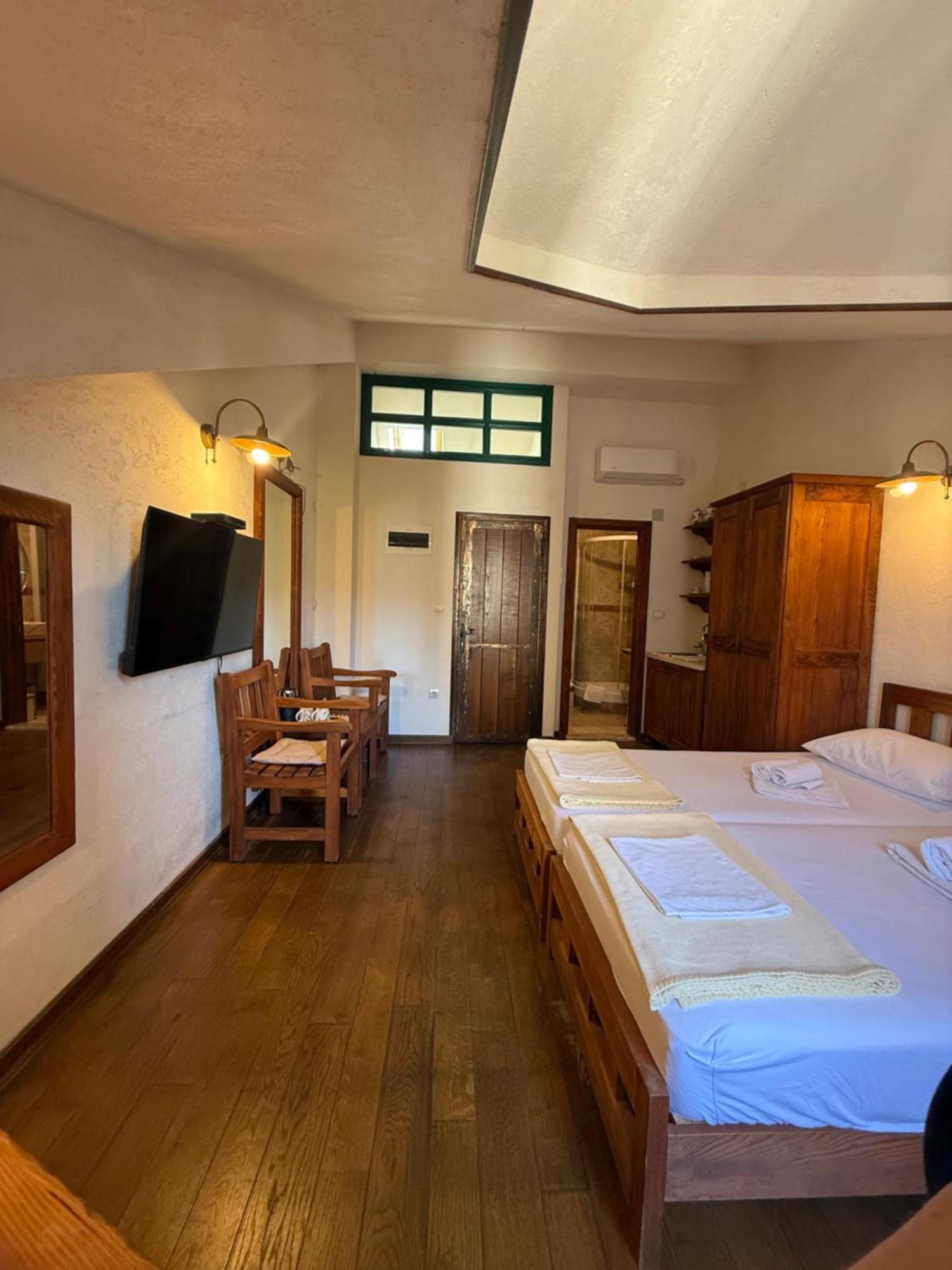 Skver Studio Apartments Herceg Novi Bagian luar foto